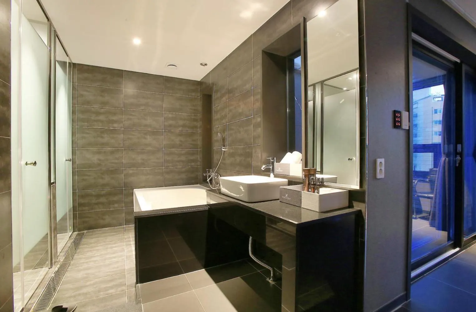 Zenith Hotel Bupyeong Incheon 0*,